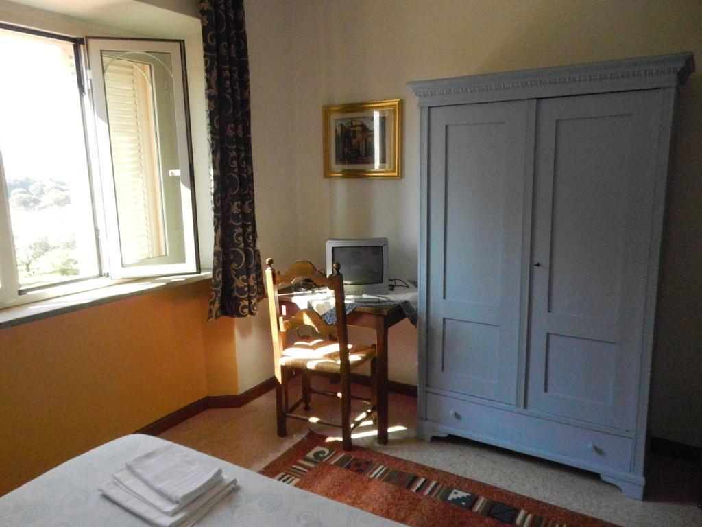 Residence Il Colle Collestrada Номер фото