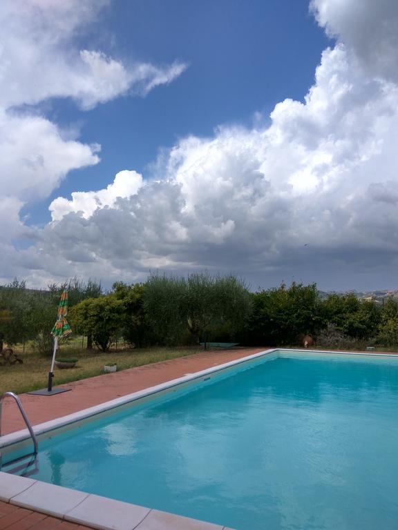 Residence Il Colle Collestrada Екстер'єр фото